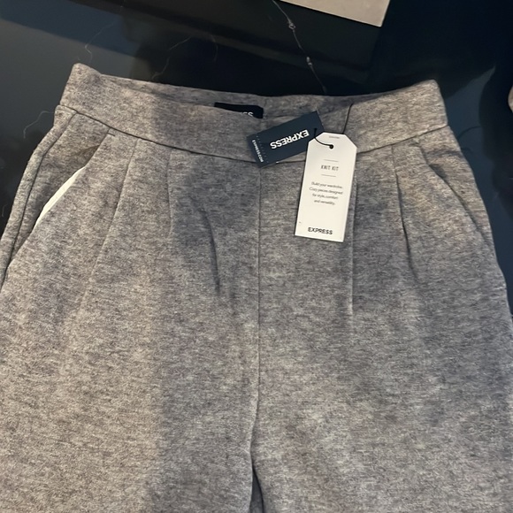NWT Express Knit suiting joggers - Picture 10 of 11